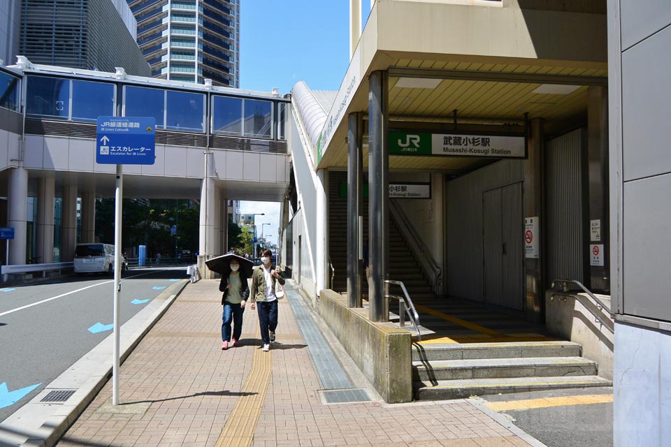 JR武蔵小杉駅西口