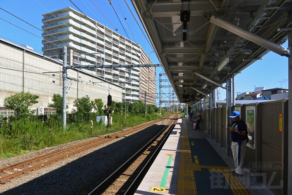 JR小田栄駅ホーム(JR南武線(浜川崎支線))