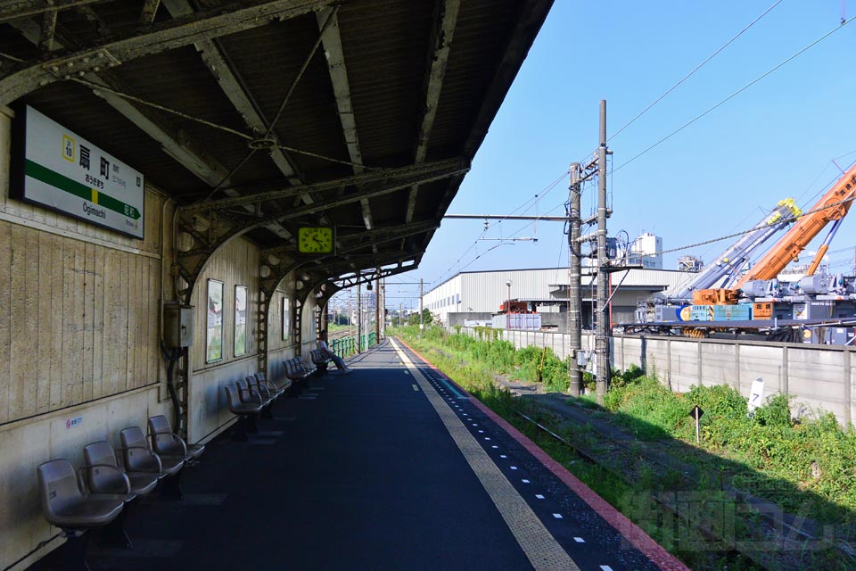 JR扇町駅ホーム(JR鶴見線)