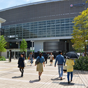 神奈川県横浜市青葉区たまプラーザ駅前写真画像