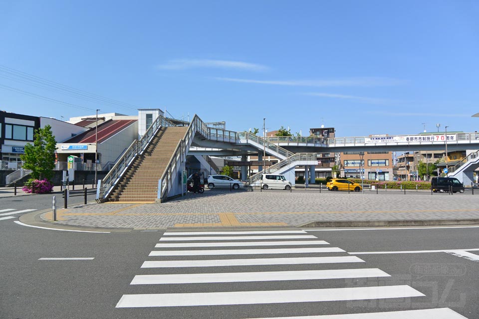 小田急東海大学前駅南口前