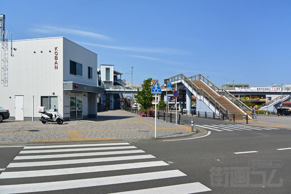 小田急東海大学前駅南口前