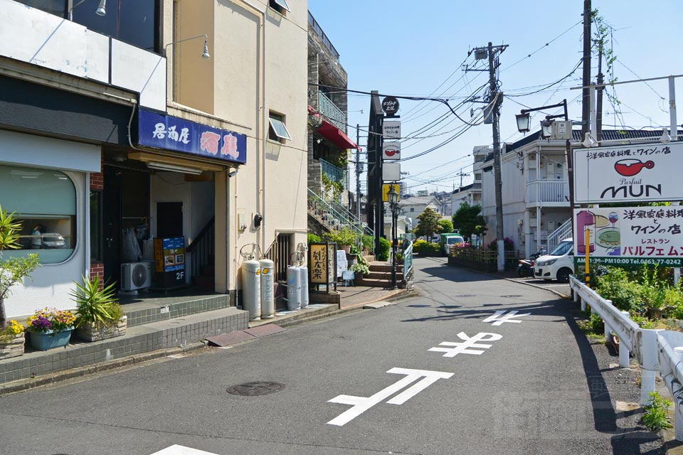 秦野市南矢名
