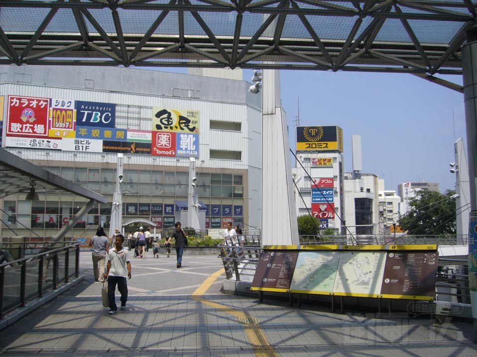 横須賀中央駅周辺の街並み近隣の街並画像関連記事