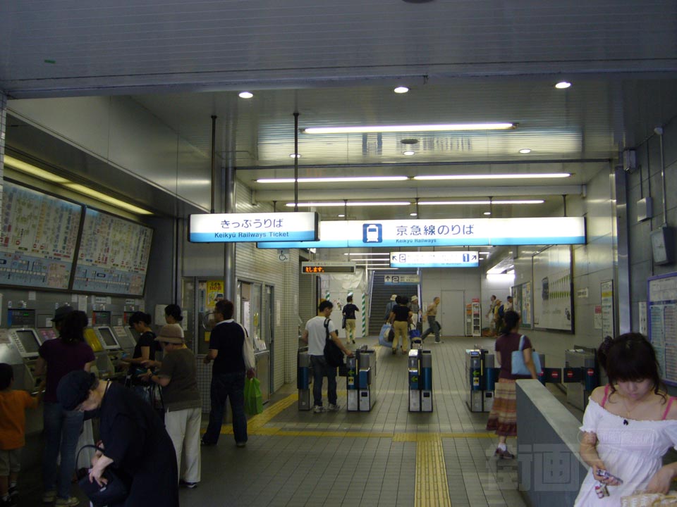 京急横須賀中央駅西口