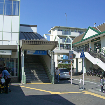 神奈川県座間市座間駅前写真画像