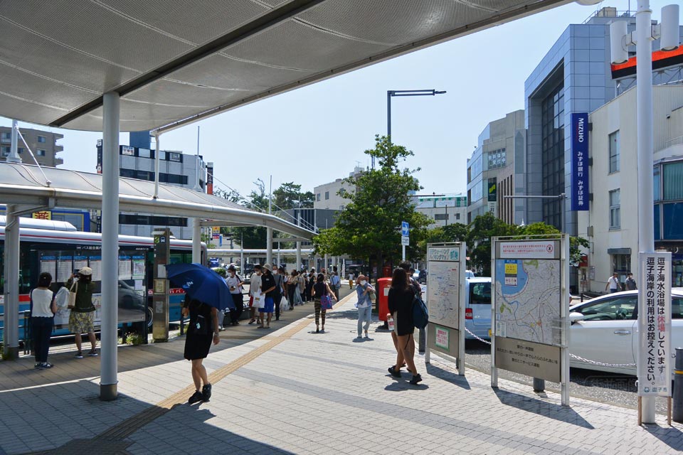 JR逗子駅東口前