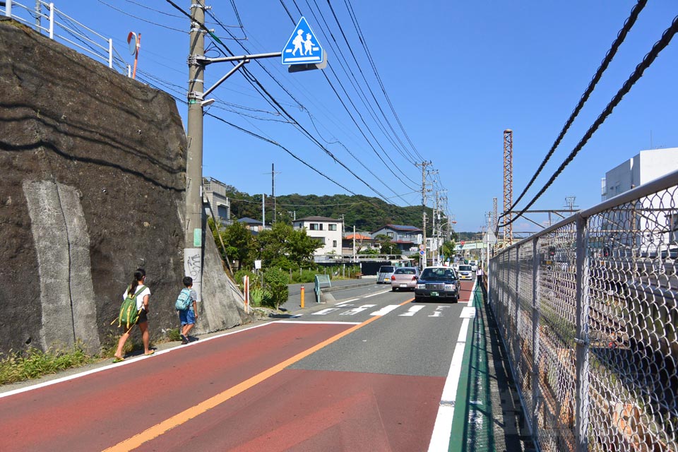 金沢逗子線（神奈川県道205号線）