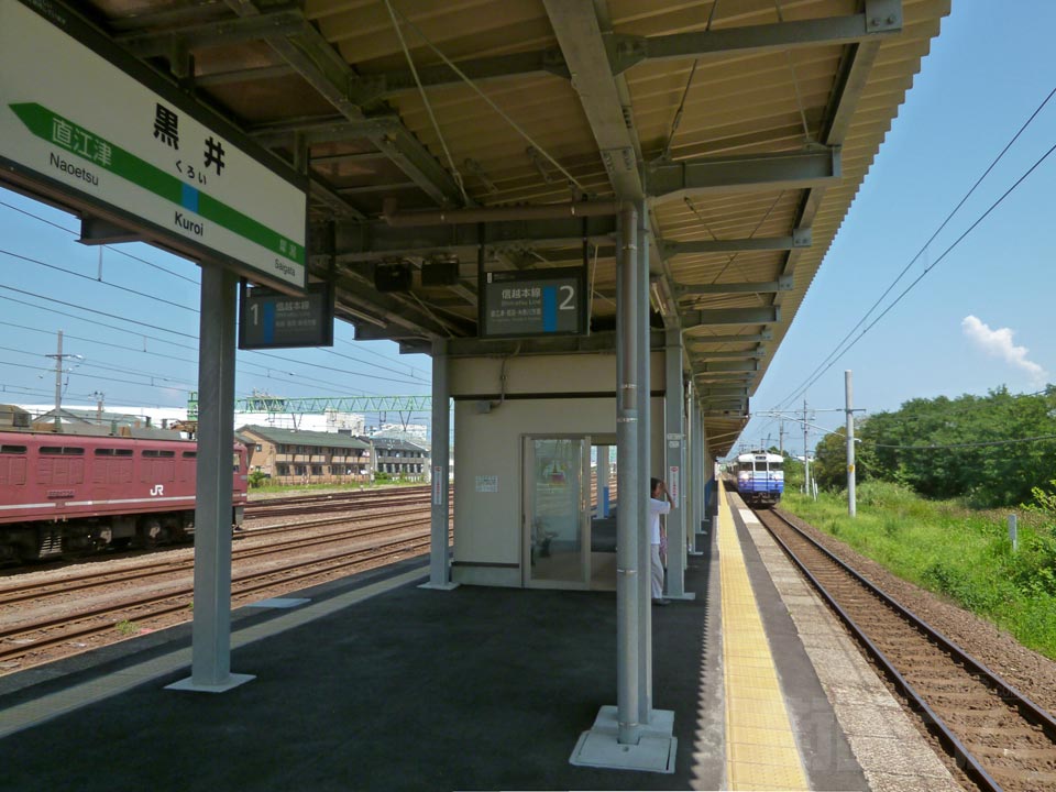 JR黒井駅ホーム