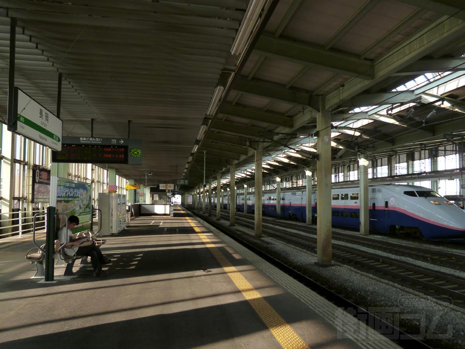 JR長岡駅ホーム(新幹線)
