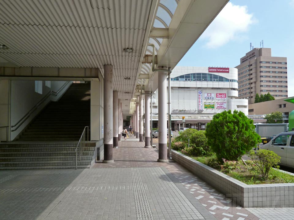JR長岡駅東口