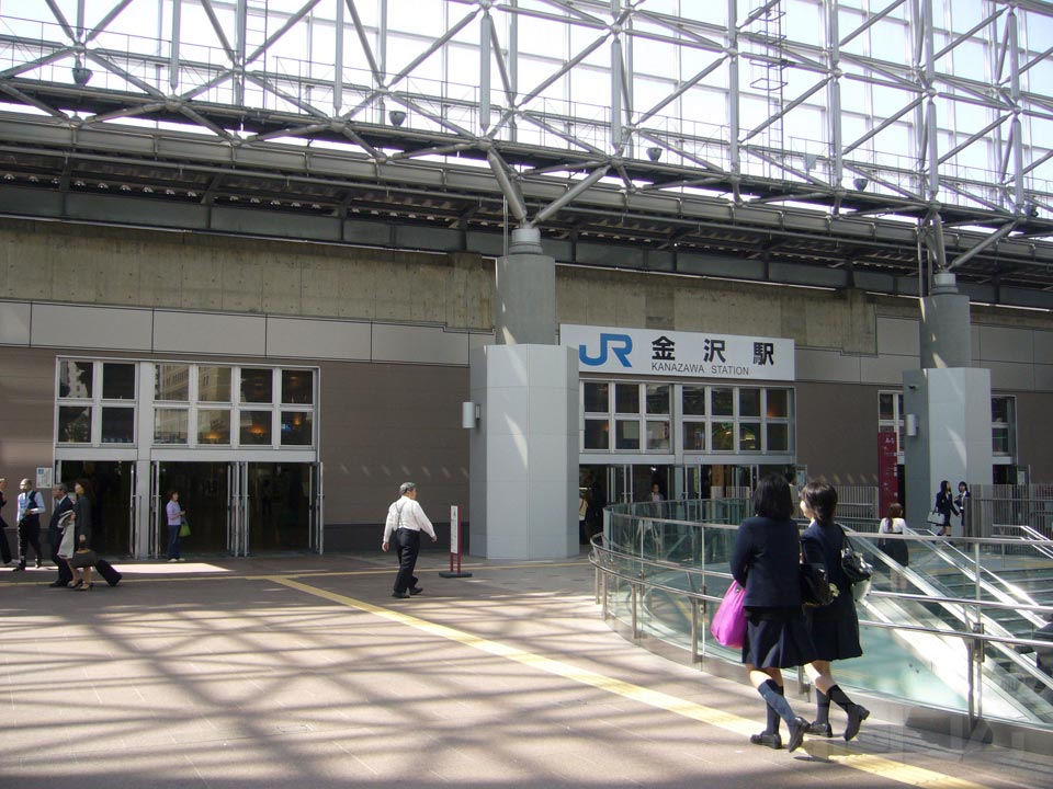 JR金沢駅東口