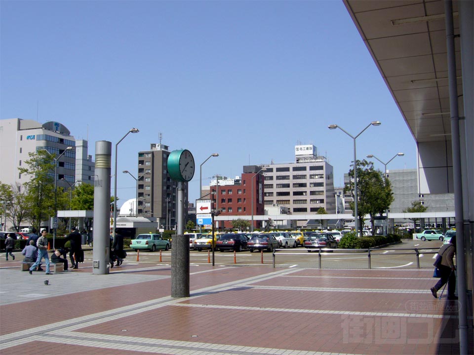 JR金沢駅西口前