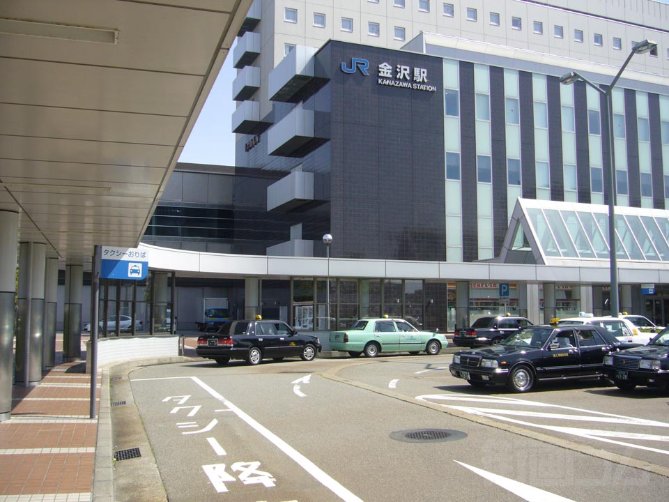 JR金沢駅西口