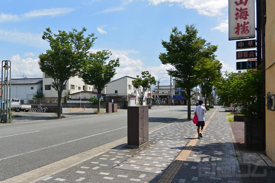 山梨県道102号酒折停車場線