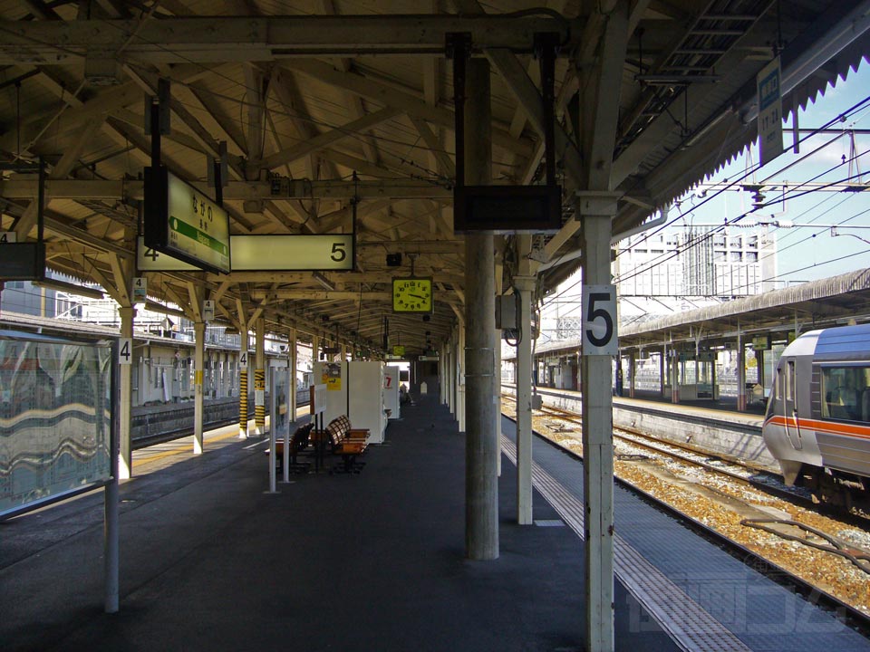JR長野駅ホーム写真画像