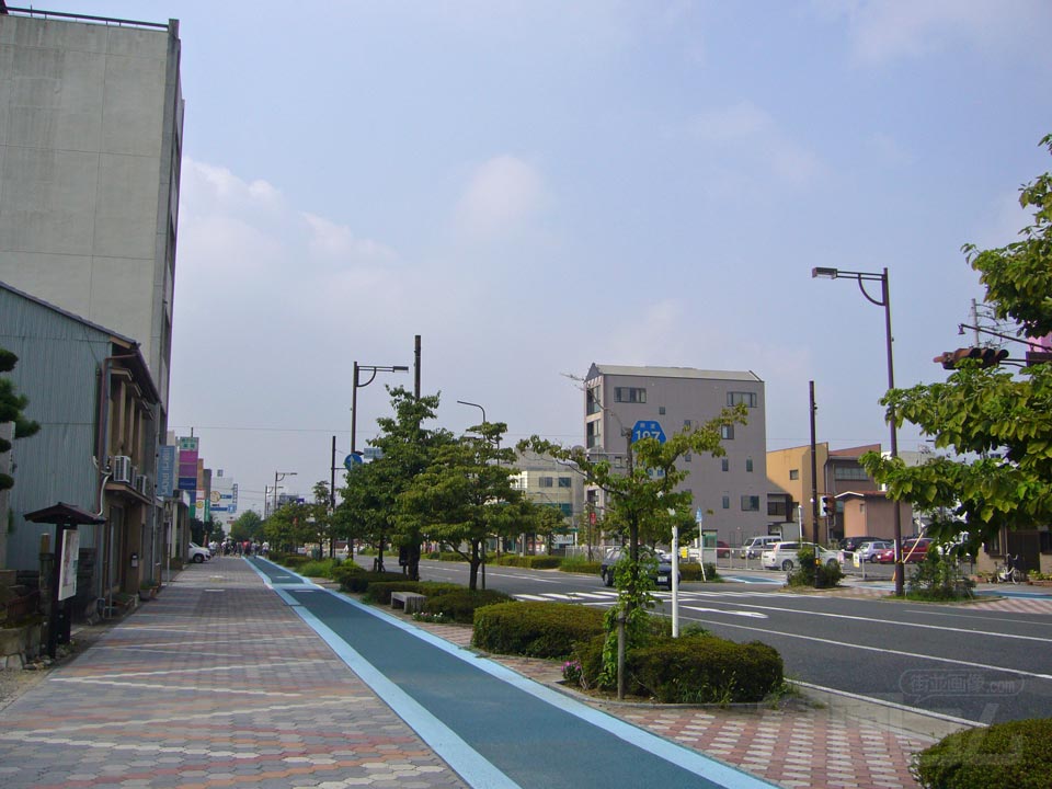 加納栄町通り(県道１８７号線)