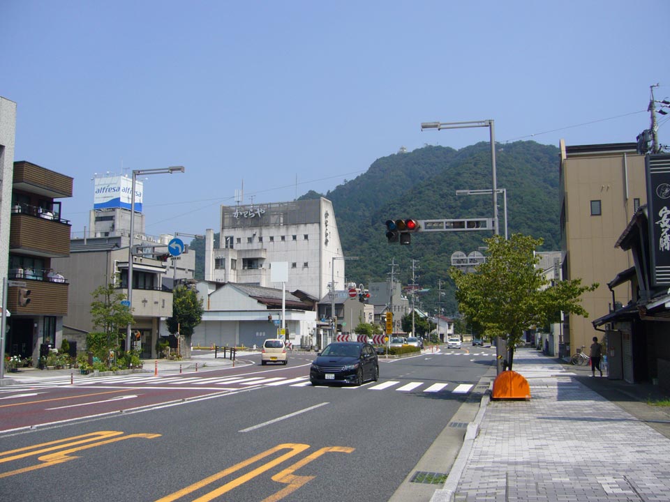 長良橋通り(高富街道)