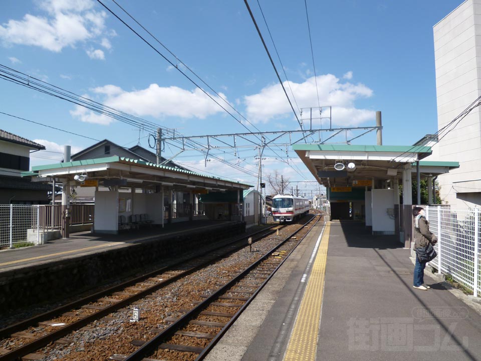 名電苧ヶ瀬駅ホーム