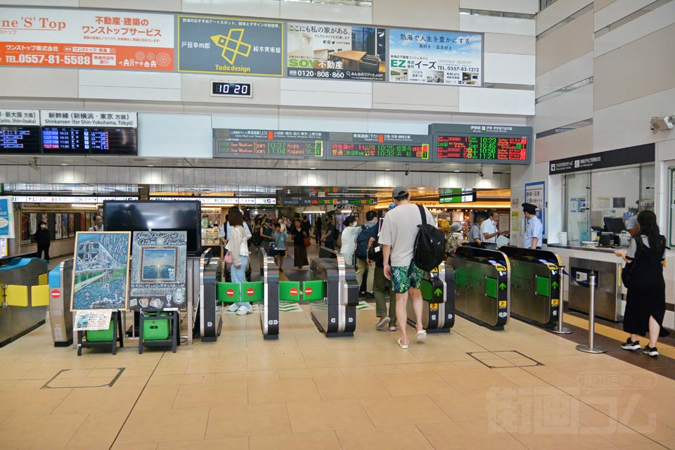 JR熱海駅改札口