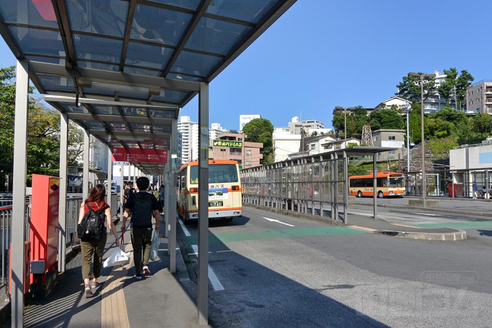 熱海駅バス停