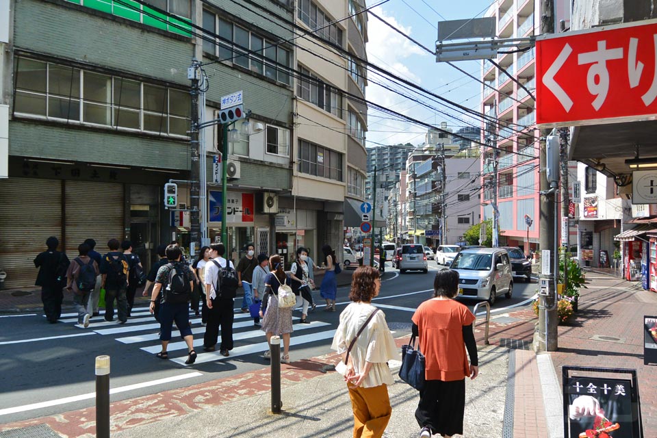 熱海市田原本町