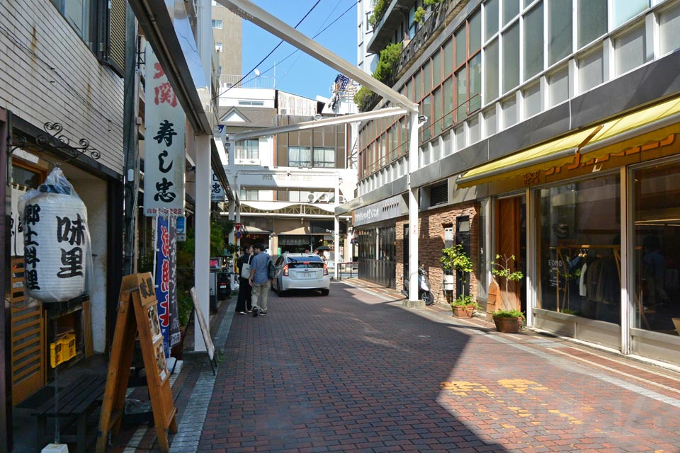 熱海市銀座町