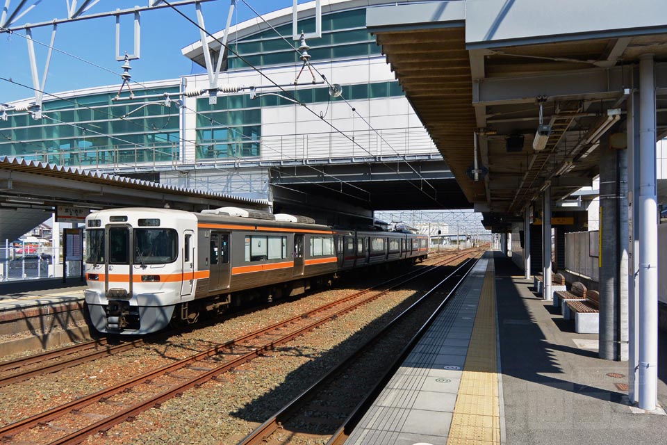 JR舞阪駅ホーム(JR東海道本線)