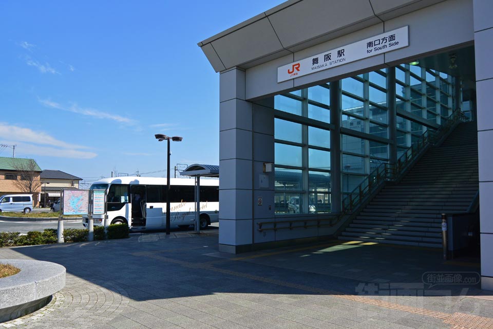 JR舞阪駅北口