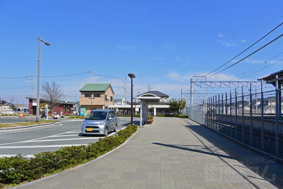 JR舞阪駅北口前