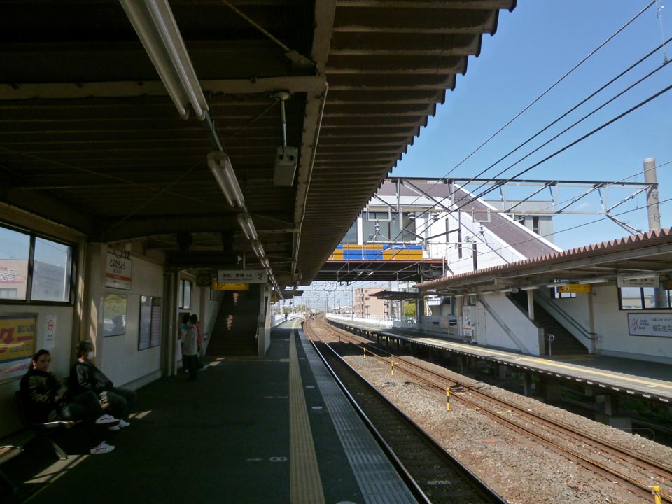 JR豊田町駅ホーム(JR東海道本線)