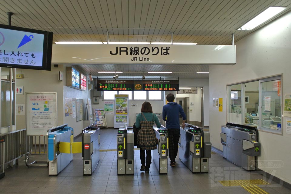 JR安城駅改札口