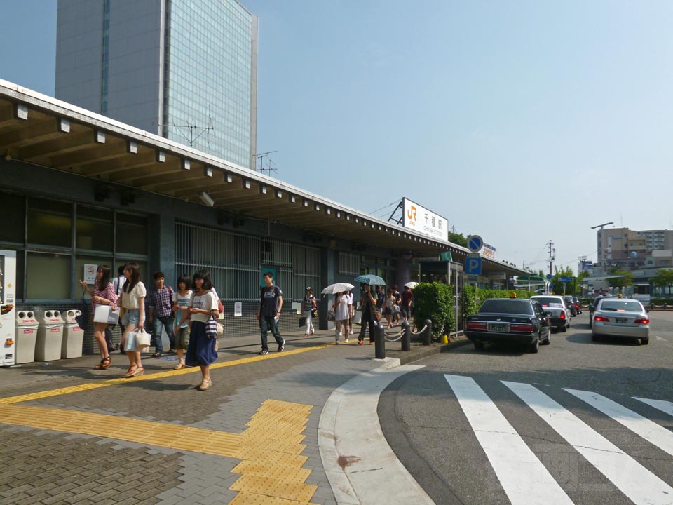 JR千種駅前