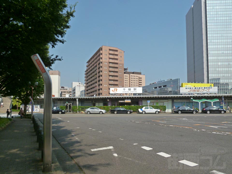JR千種駅前