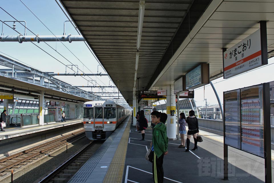 JR蒲郡駅ホーム(東海道本線)
