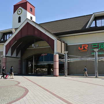 愛知県安城市三河安城駅前写真画像