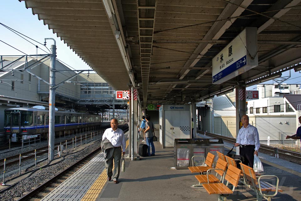 JR米原駅ホーム(東海道本線・琵琶湖線・北陸線)