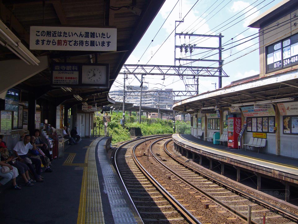 京阪膳所駅ホーム