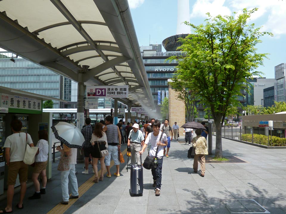 京都駅前バス停