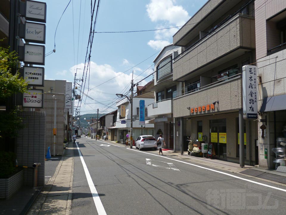 旧東海道(旧三条通り)