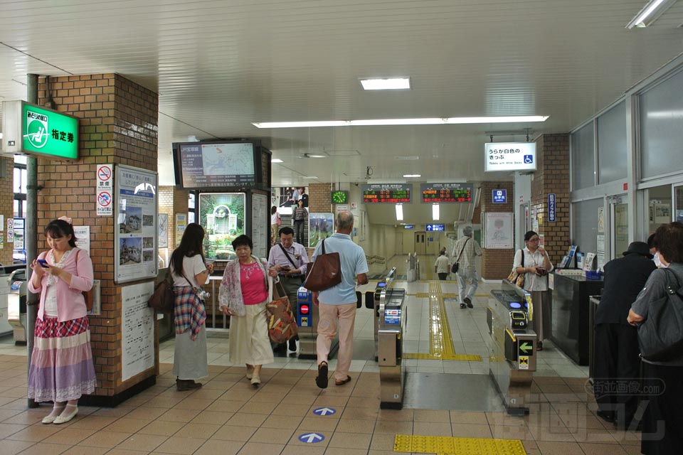 JR福島駅改札口