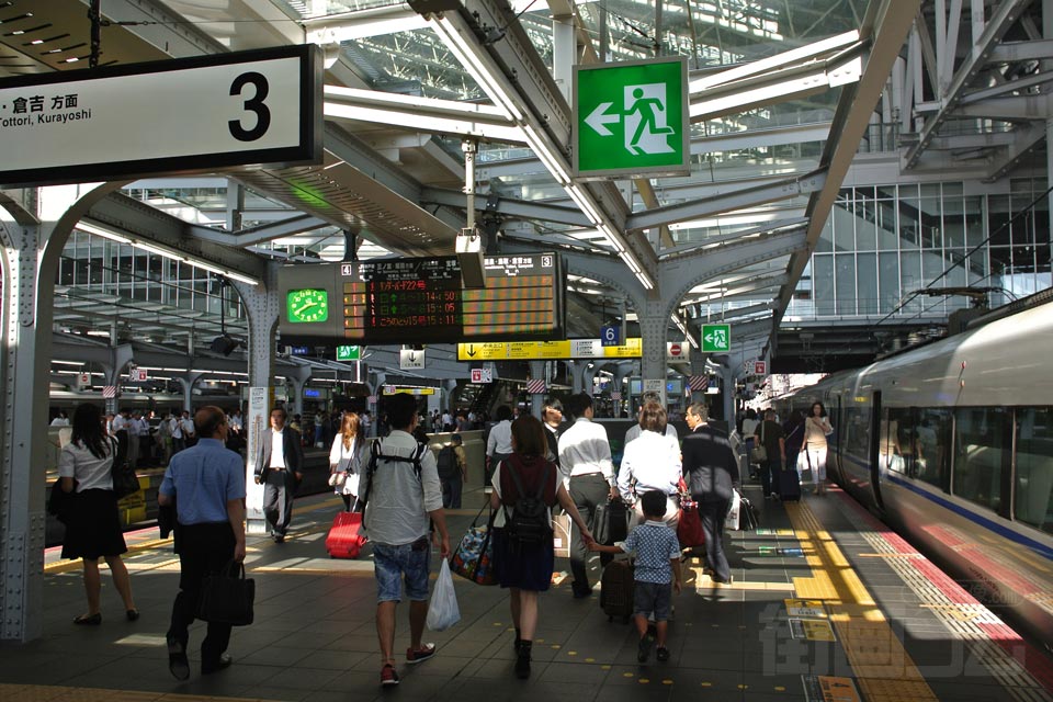 JR大阪駅ホーム(JR宝塚本線)