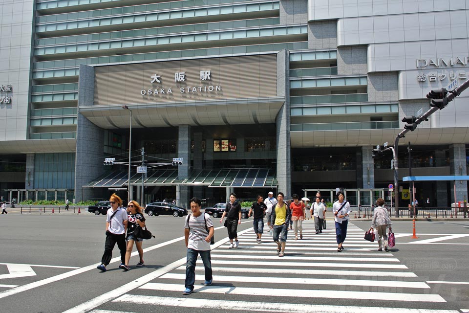 JR大阪駅中央南口