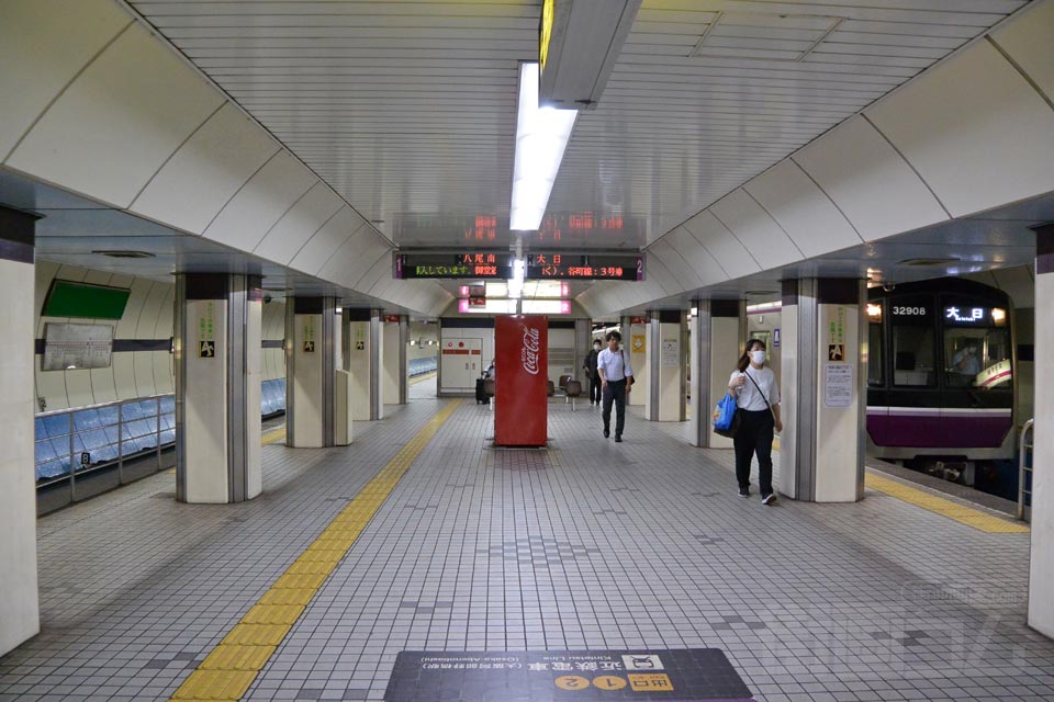 大阪メトロ阿倍野駅ホーム（大阪メトロ谷町線）