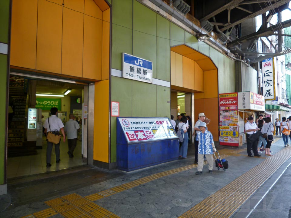 JR鶴橋駅中央口