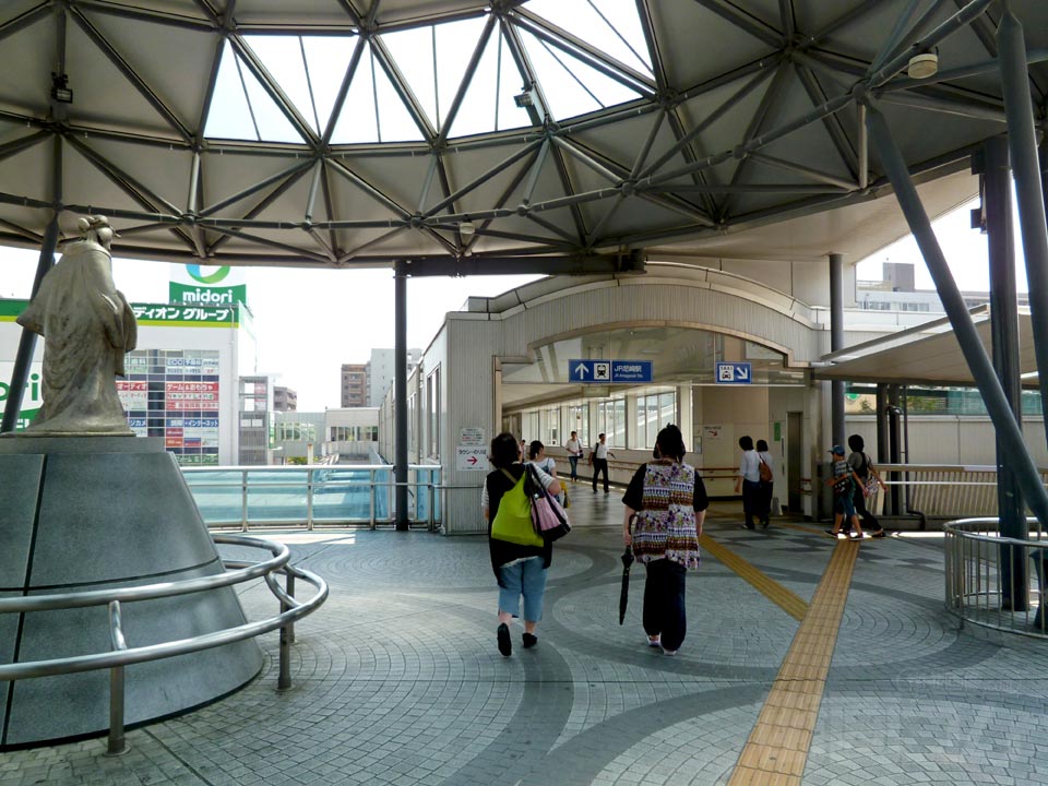 JR尼崎駅北口