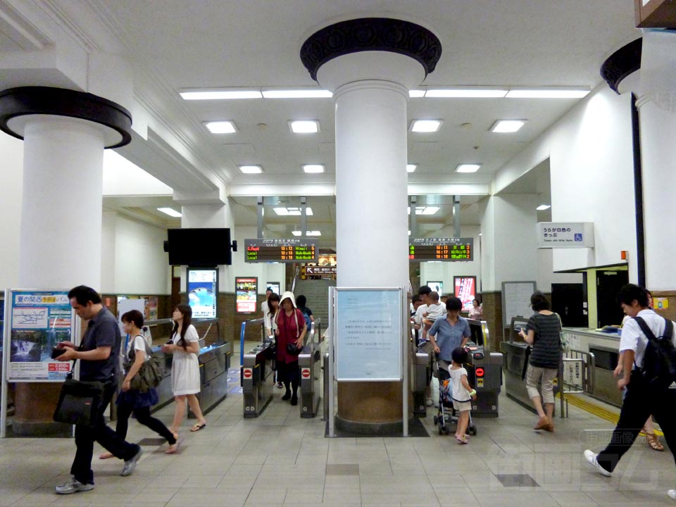 JR神戸駅中央改札口
