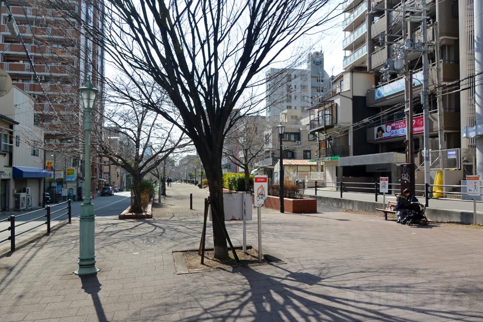 神戸臨港線廃線跡