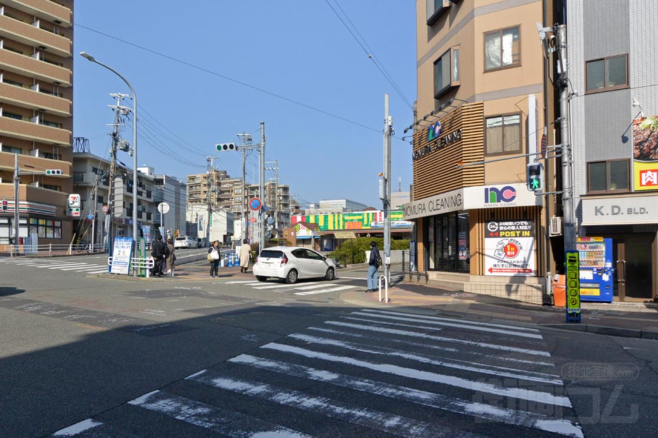 阪神岩屋駅前