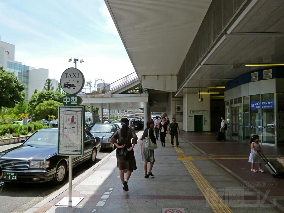 JR三ノ宮駅タクシーのりば